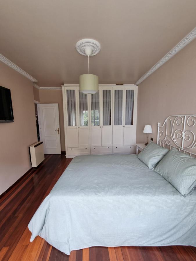 Piso De 3 Habitaciones A 3 Minutos De La Playa. Ribeira Kültér fotó