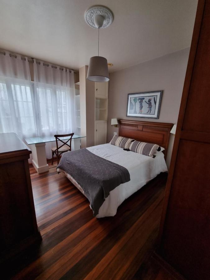 Piso De 3 Habitaciones A 3 Minutos De La Playa. Ribeira Kültér fotó